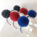 Tiara com pompom duplo, arco pespontada.