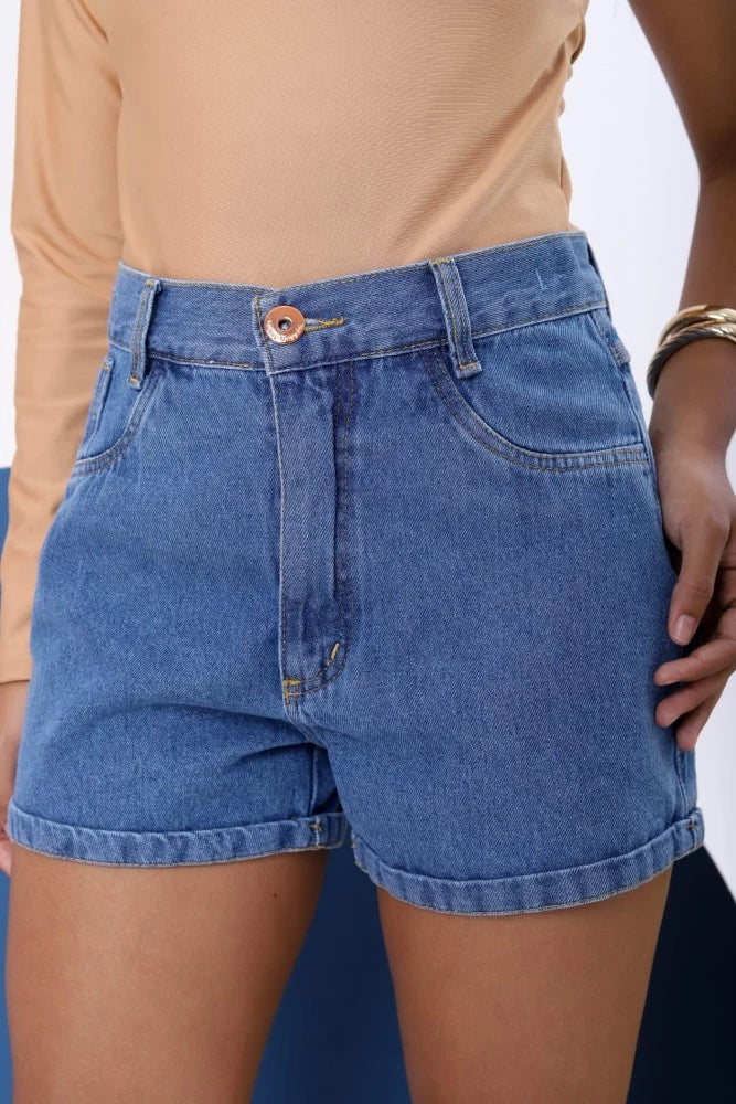 Short jeans delavê(8ANOS)