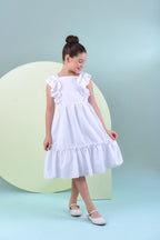 Vestido branco (6/8 ANOS)