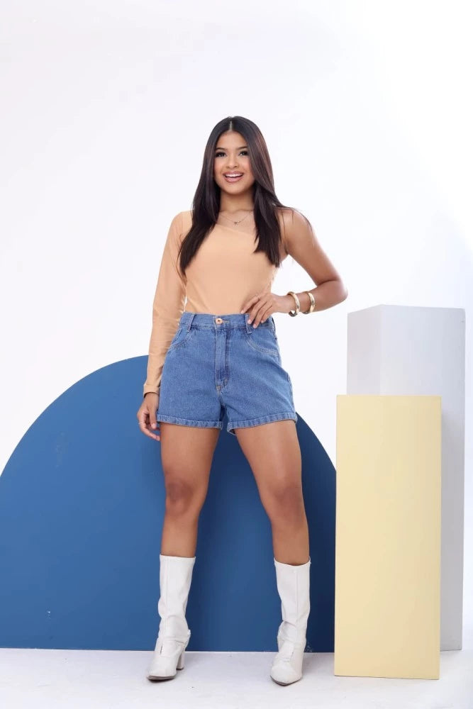 Short jeans delavê(8ANOS)