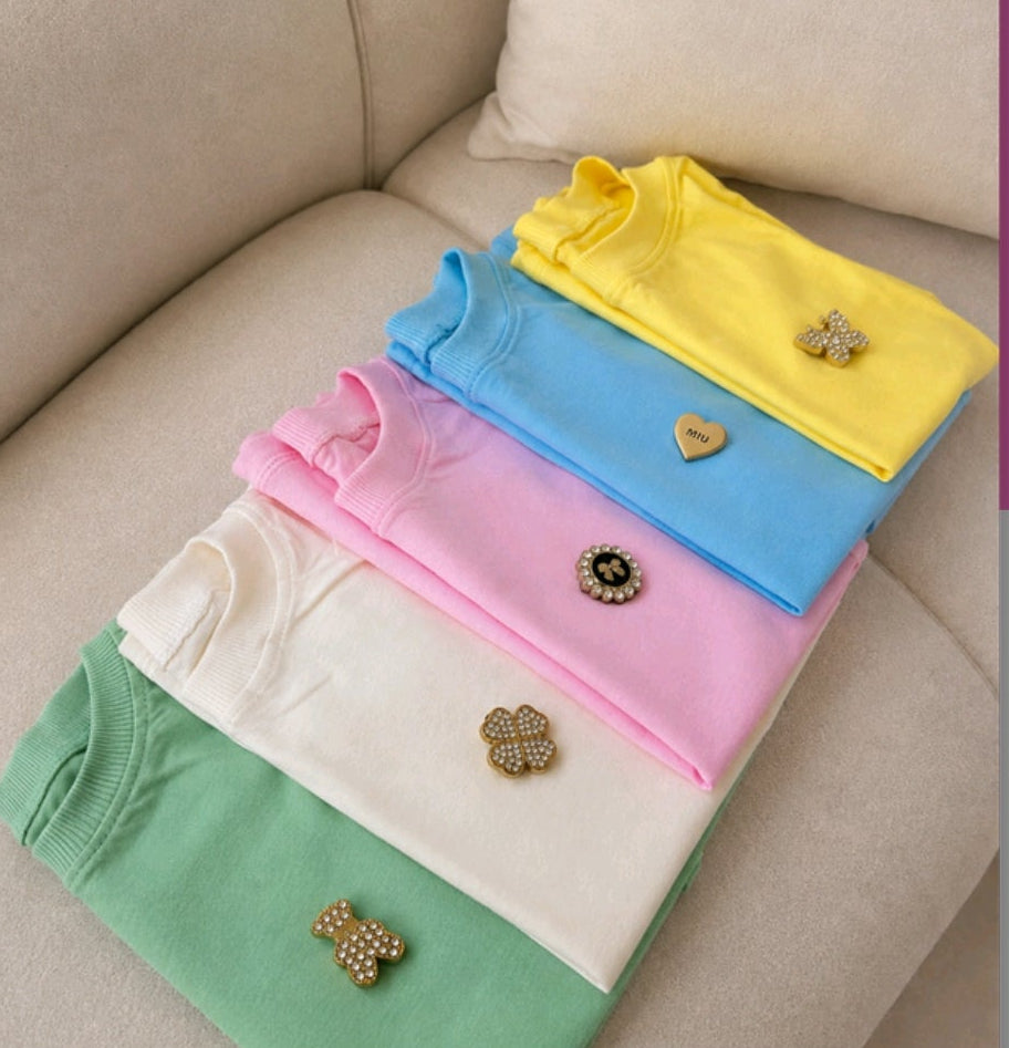 T-Shirt Sofia c/broche removivel