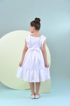 Vestido branco (6/8 ANOS)