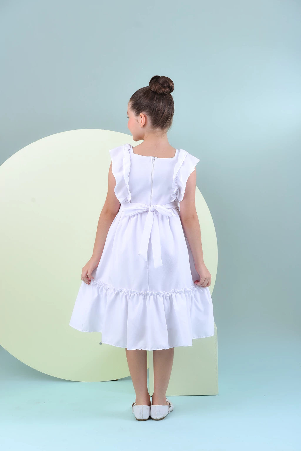 Vestido branco (6/8 ANOS)